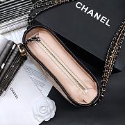CHANEL GABRIELLE CHEVRON HOBO BAG BLACK/LIGHT BEIGE 20CM - 2