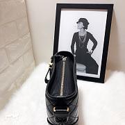 CHANEL GABRIELLE HOBO BAG BLACK 20CM - 6