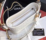 CHANEL GABRIELLE WITH BI-COLOR CHAIN STRAP WHITE 20CM - 4