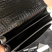 YSL SUNSET MEDIUM IN CROCODILE EMBOSSED LEATHER BLACK 442906 SIZE 22 CM - 4