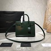 YSL CLASSIC SAC DE JOUR NANO EMERALD GREEN 392035 SIZE 22 x 18 x 10.5 CM - 1