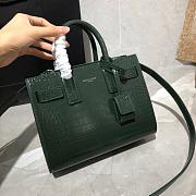 YSL CLASSIC SAC DE JOUR NANO EMERALD GREEN 392035 SIZE 22 x 18 x 10.5 CM - 2