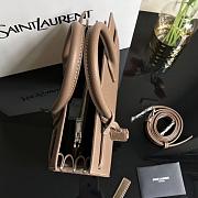 YSL CLASSIC SAC DE JOUR BABY GRAINED LEATHER TAN 421863 SIZE 26 CM - 4