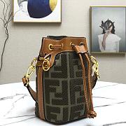FENDI MON TRESOR KHAKI GREEN 8BS010 SIZE 12 CM - 6