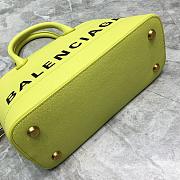 BALENCIAGA VILLE SMALL TOP HANDLE BAG IN LEMON/BKACK 5506451 SIZE 26 CM - 3