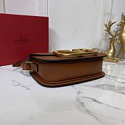 VALENTINO SUPERVEE CALFSKIN CROSSBODY BAG BROWN ZXLU26 SIZE 26.5 CM - 6