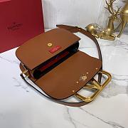 VALENTINO SUPERVEE CALFSKIN CROSSBODY BAG BROWN ZXLU26 SIZE 26.5 CM - 2