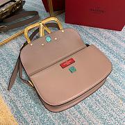 VALENTINO SUPERVEE CALFSKIN CROSSBODY BAG DUSTY PINK ZXLU26 SIZE 26.5 CM - 5