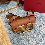 VALENTINO SMALL SUPERVEE CROSSBODY BAG BROWN ZXL0NO SIZE 18 CM - 6