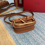 VALENTINO SMALL SUPERVEE CROSSBODY BAG BROWN ZXL0NO SIZE 18 CM - 5
