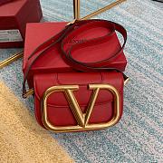 VALENTINO SMALL SUPERVEE CROSSBODY BAG RED ZXL0NO SIZE 18 CM - 1