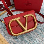 VALENTINO SMALL SUPERVEE CROSSBODY BAG RED ZXL0NO SIZE 18 CM - 4