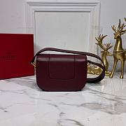 VALENTINO SMALL SUPERVEE CROSSBODY BAG BORDEAUX ZXL0NO SIZE 18 CM - 2