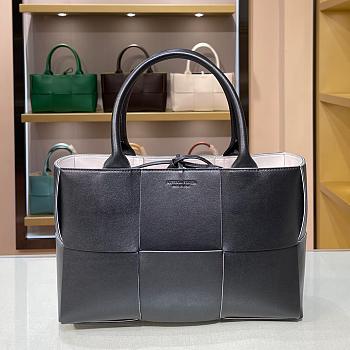BOTTEGA VENETA ARCO TOTE BLACK 652867 SIZE 36 CM