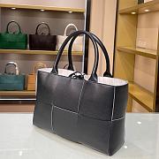BOTTEGA VENETA ARCO TOTE BLACK 652867 SIZE 36 CM - 3