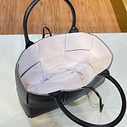 BOTTEGA VENETA ARCO TOTE BLACK 652867 SIZE 36 CM - 4