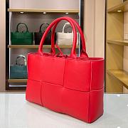 BOTTEGA VENETA ARCO TOTE RED 652867 SIZE 36 CM - 4