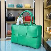 BOTTEGA VENETA ARCO TOTE GREEN 652867 SIZE 36 CM - 3