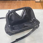 BOTTEGA VENETA SMALL POINT BAG BLACK 661986 SIZE 24 CM - 3
