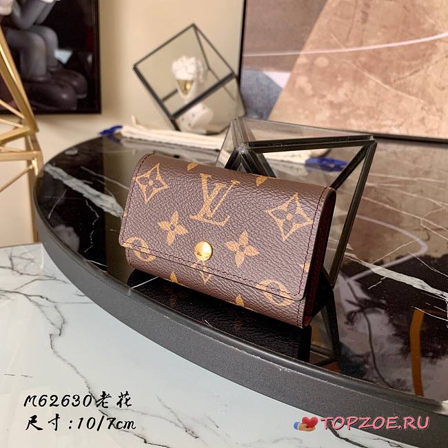 LV 6 KEY HOLDER M62630 SIZE 10 CM - 1