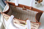 LV ONTHEGO MM TAN M57723 SIZE 35 CM  - 4