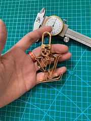 LV MILLIONAIRES KEY RING - 4
