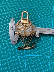 LV MILLIONAIRES KEY RING - 2