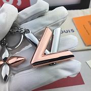 LV KEY RING PINK M68197 - 2
