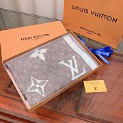 LV SCARF 04 - 3