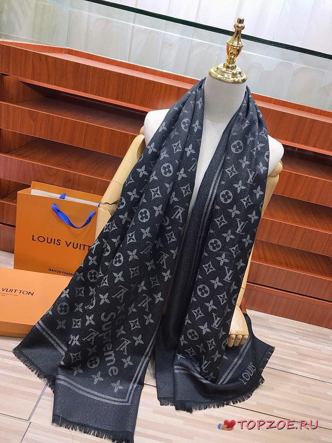 LV SCARF 06 - 1
