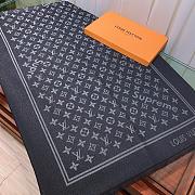 LV SCARF 06 - 5