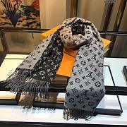 LV SCARF 09 - 1