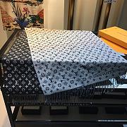 LV SCARF 09 - 4