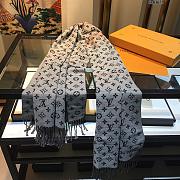 LV SCARF 09 - 6
