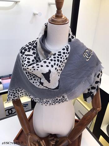 CHANEL SCARF 01