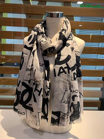CHANEL SCARF 04