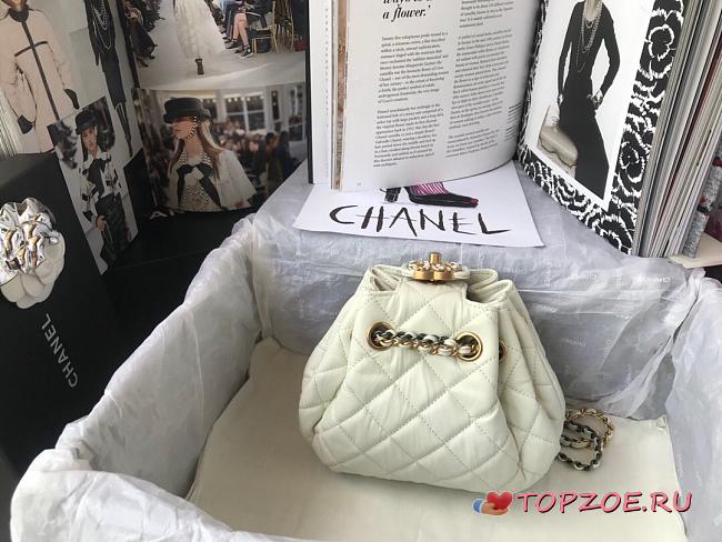 CHANEL DRAWSTRING BAG WHITE 20CM - 1