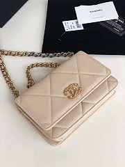 CHANEL 19 WALLET ON CHAIN 2019 BEIGE AP0957 SIZE 19 CM - 2