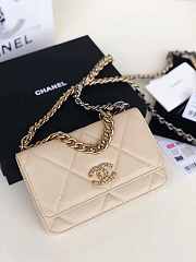 CHANEL 19 WALLET ON CHAIN 2019 BEIGE AP0957 SIZE 19 CM - 4