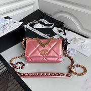 CHANEL 19 WALLET ON CHAIN 2021 PINK AP0957 SIZE 19 CM - 1