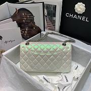 CHANEL 2.55 IRIDESCENT WHITE HANDBAG A37586 SIZE 24 CM - 2