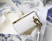 DIOR 30 MONTAIGNE BOX BAG WHITE M9204 SIZE 17.5 CM - 4