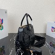 PRADA SMALL LAMPSKIN GALLERIA BAG 1BA863 SIZE 28 CM - 2