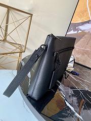 LV IPAD POUCH M69837 SIZE 30 CM - 5