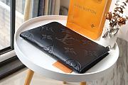 LV POCHETTE JOUR GM M80044 SIZE 35 CM - 4