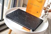 LV POCHETTE JOUR GM M80044 SIZE 35 CM - 5