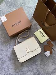 BURBERRY ALICE MEDIUM LEATHER TB BAG WHITE SIZE 28 CM - 3