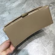 BALENCIAGA HOURGLASS SMALL TOP HANDLE BAG IN SAND 5935461 SIZE 23 CM - 6