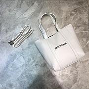 BALENCIAGA EVERYDAY XXS TOTE BAG IN WHITE 551815 SIZE 19 CM - 1