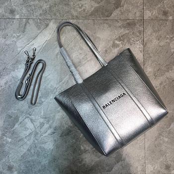 BALENCIAGA EVERYDAY XS TOTE BAG IN SILVER 551810 SIZE 24.5 CM